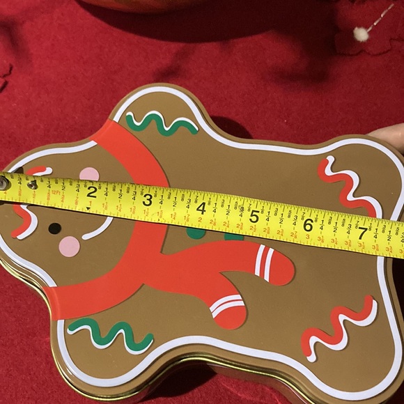 Gingerbread gift tin filled with cookie decorating kit & hand painted ornament. - Picture 5 of 5